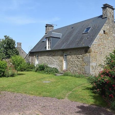 La Foret Auvray - Maison De Campagne Putanges Eksteriør billede
