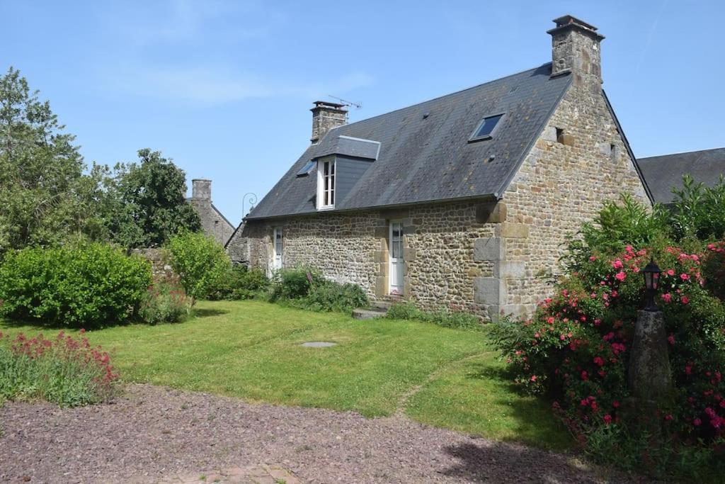 La Foret Auvray - Maison De Campagne Putanges Eksteriør billede